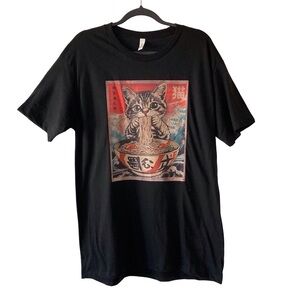 Anime Kitty eating Ramen Tee - L - Kawaii Streetwear Vibes brand new!